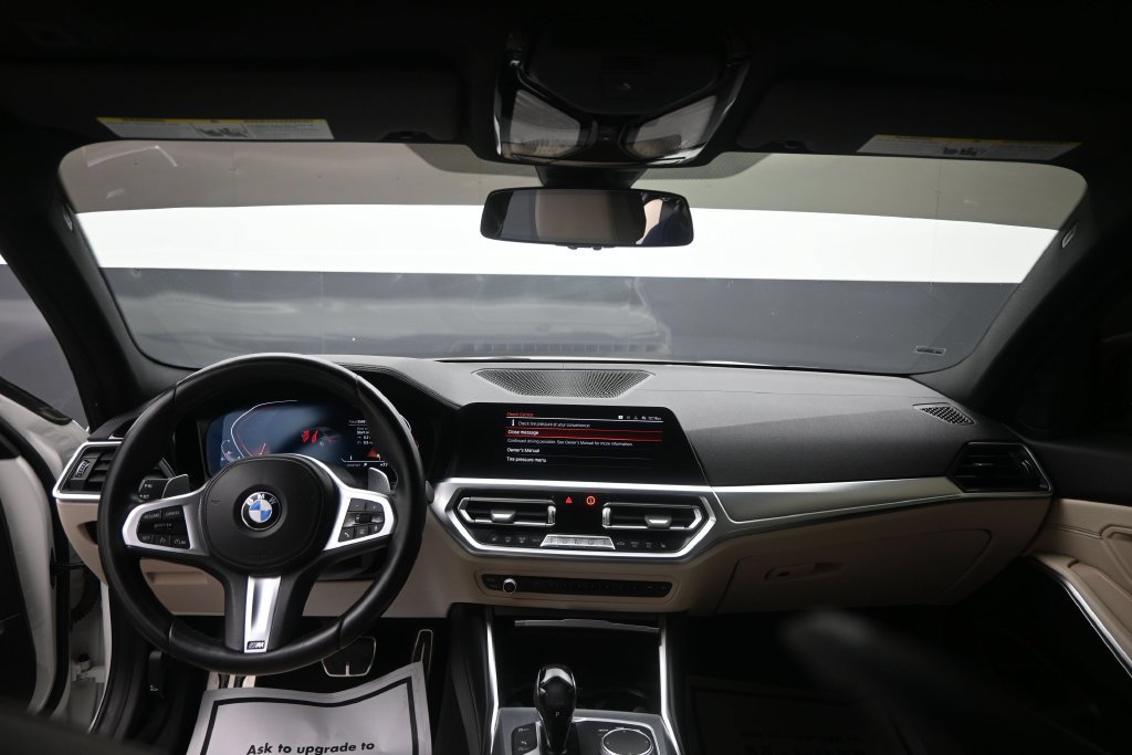 Used 2021 BMW 330i Sedan w/ M Sport Package RWD image 13