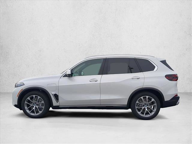 New 2026 BMW X5 xDrive50e w/ Executive Package image 5