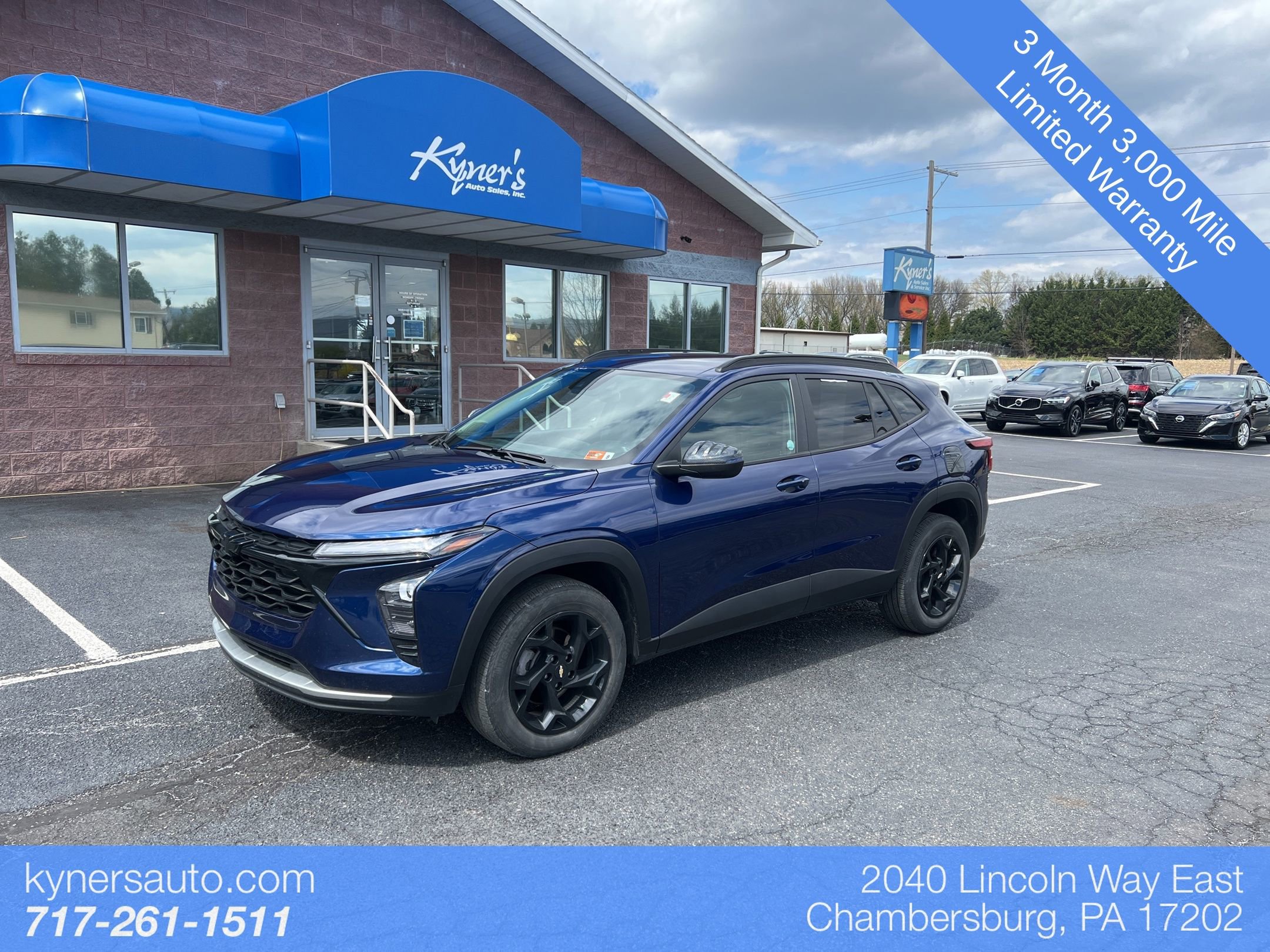 Used 2024 Chevrolet Trax LT w/ Driver Confidence Package FWD image 1
