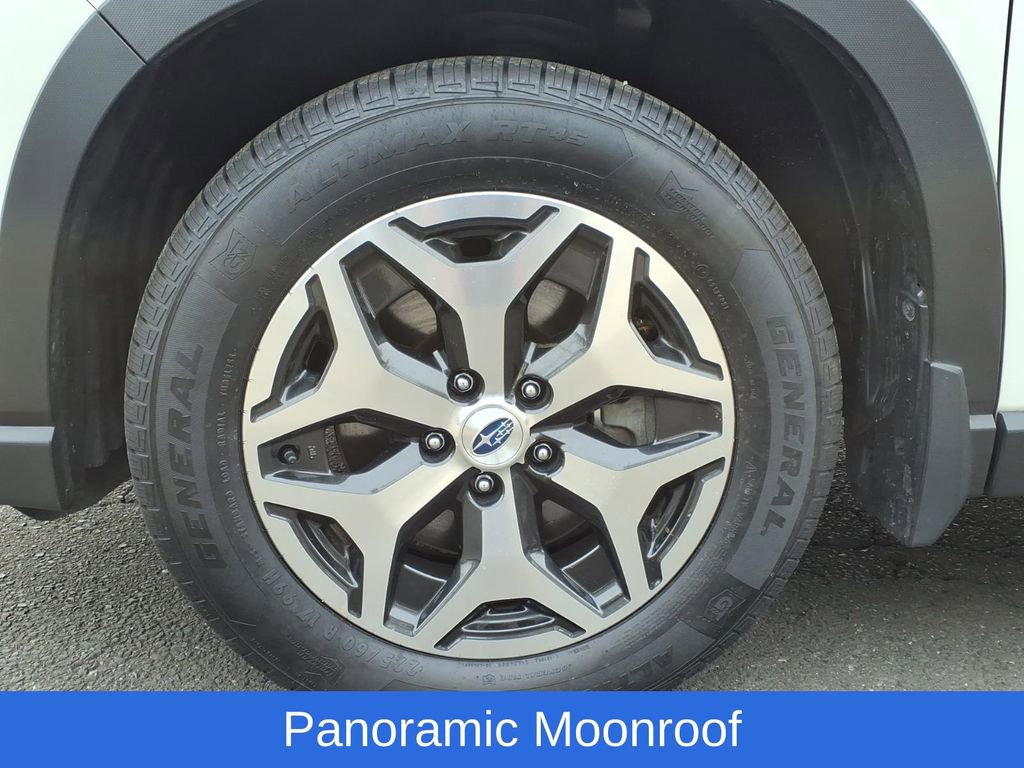 Certified 2023 Subaru Forester Premium image 11