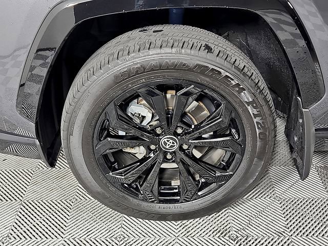Used 2022 Toyota RAV4 XSE AWD/4WD image 8
