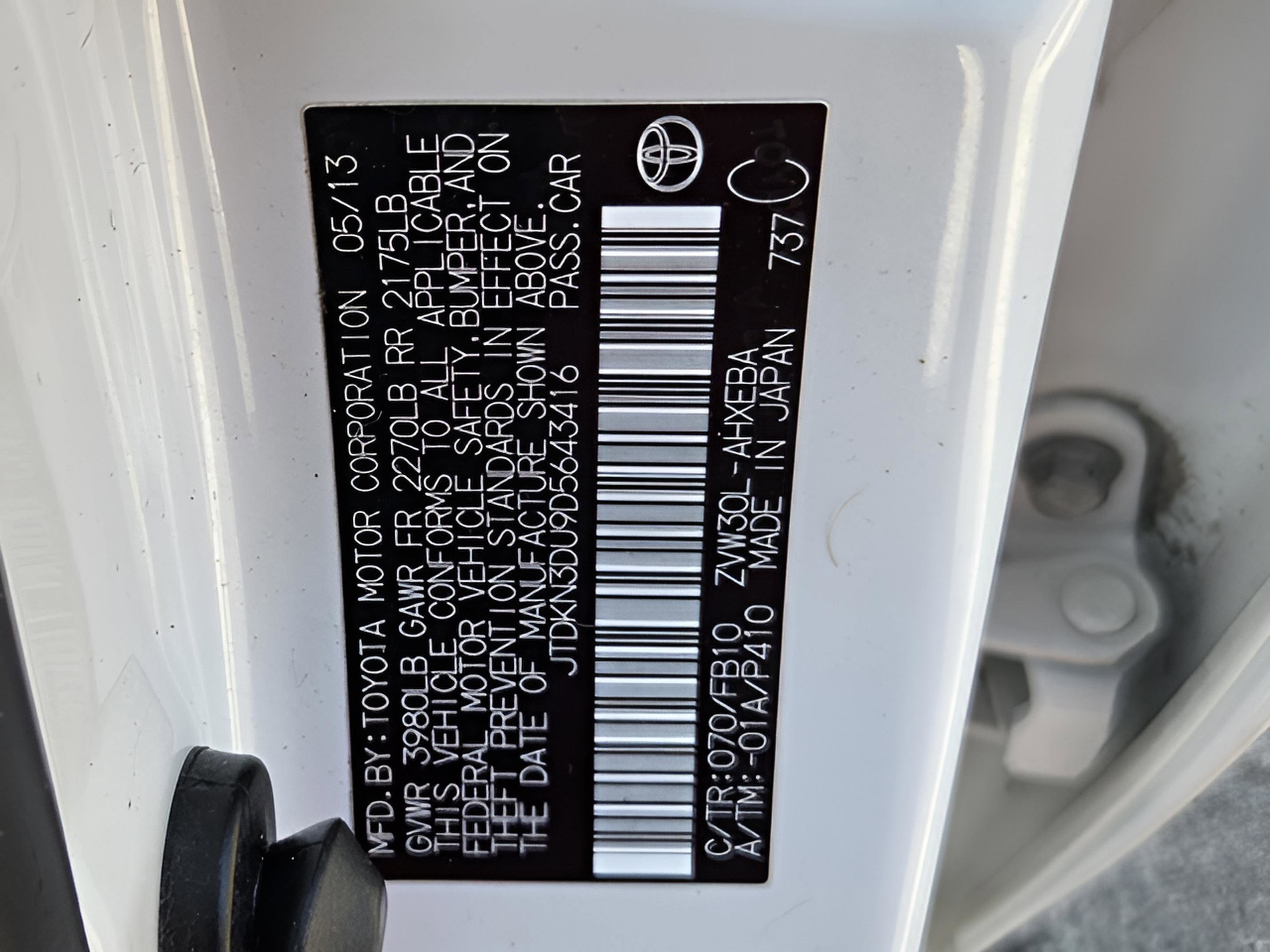 Used 2013 Toyota Prius Two image 28