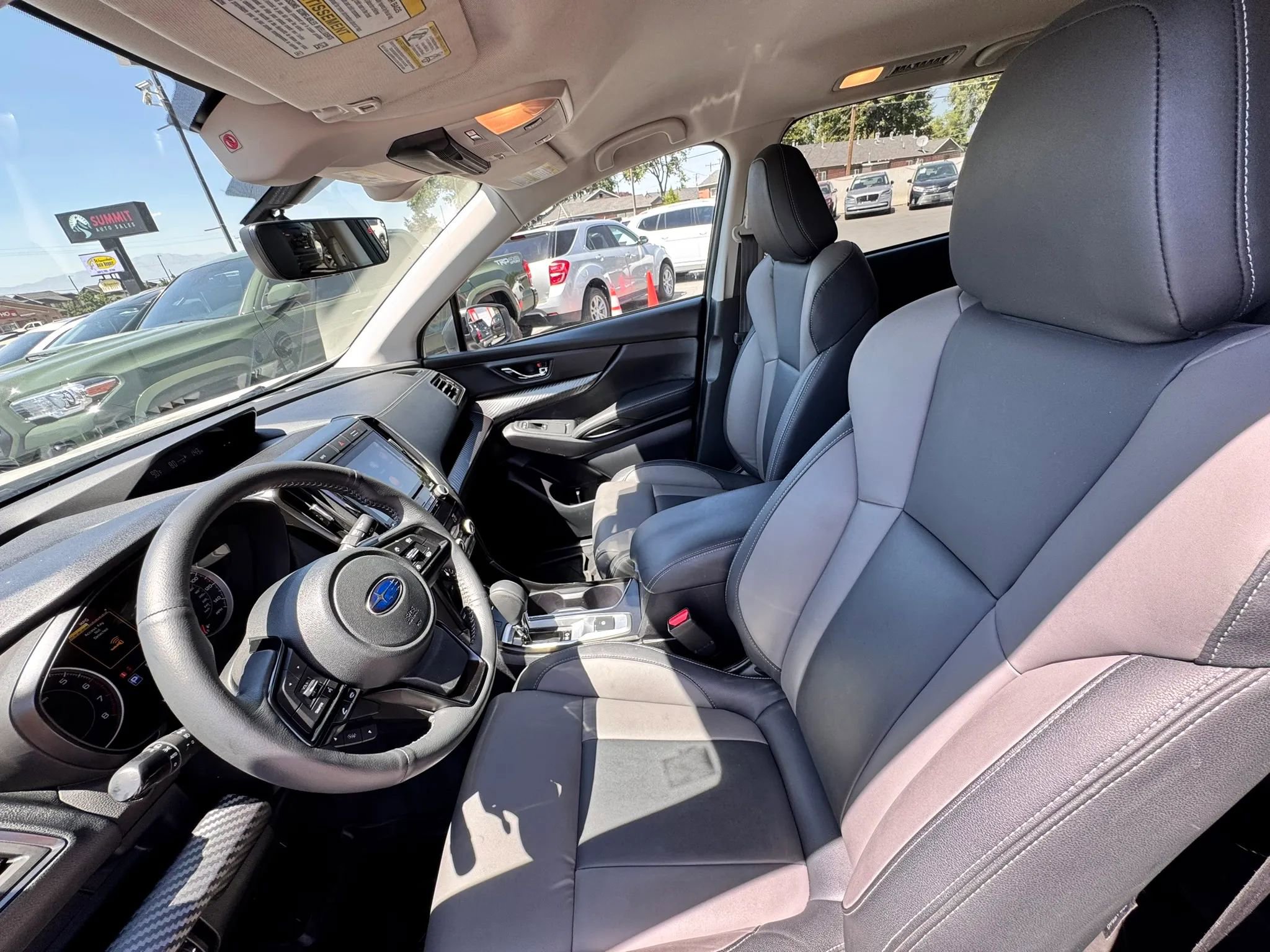 Used 2022 Subaru Ascent Onyx Edition image 11