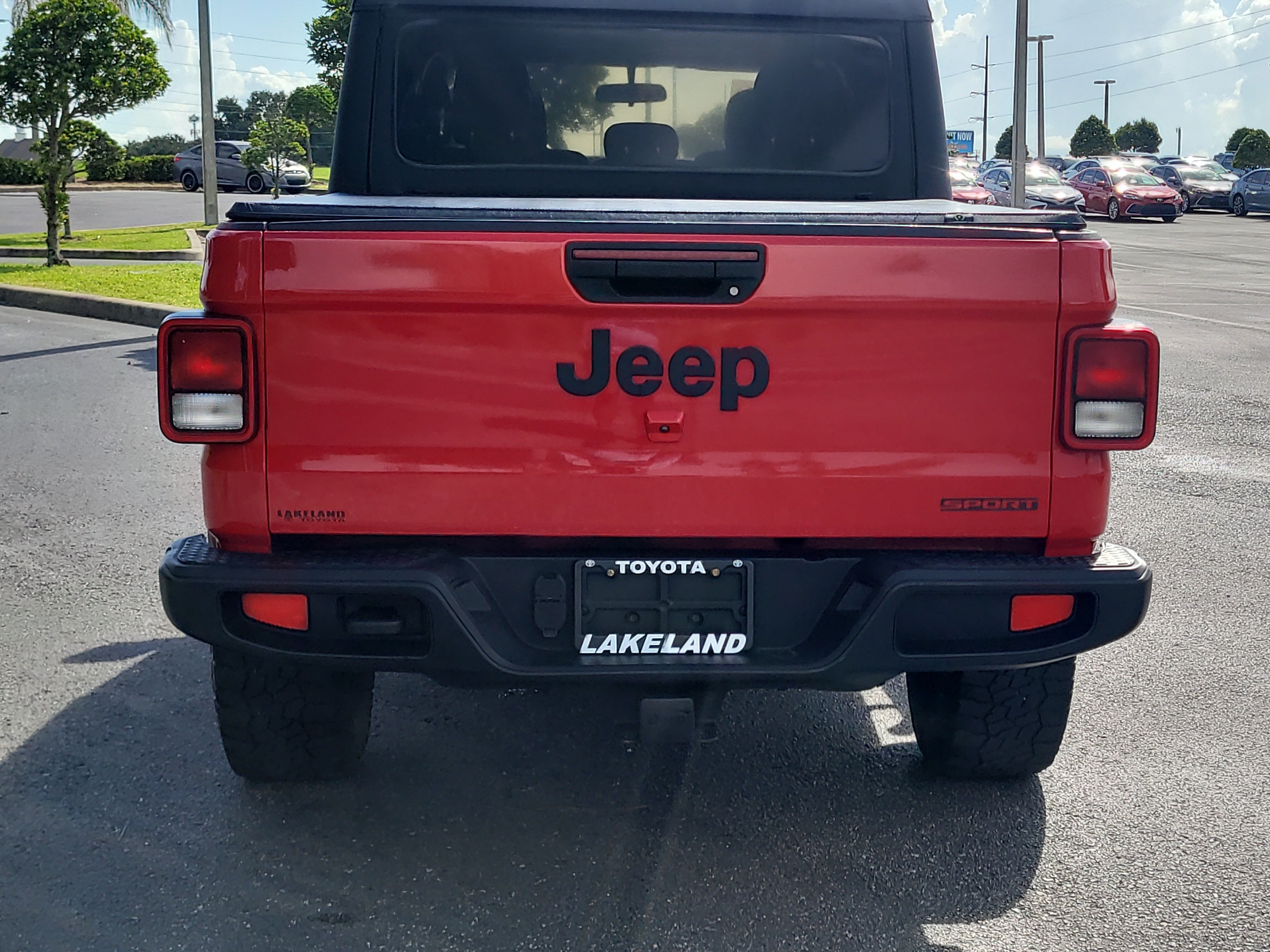 Used 2020 Jeep Gladiator Sport w/ Quick Order Package 23S AWD/4WD image 6