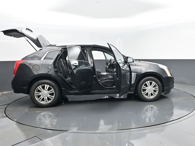 Used 2015 Cadillac SRX Luxury w/ Driver Awareness Package image 31