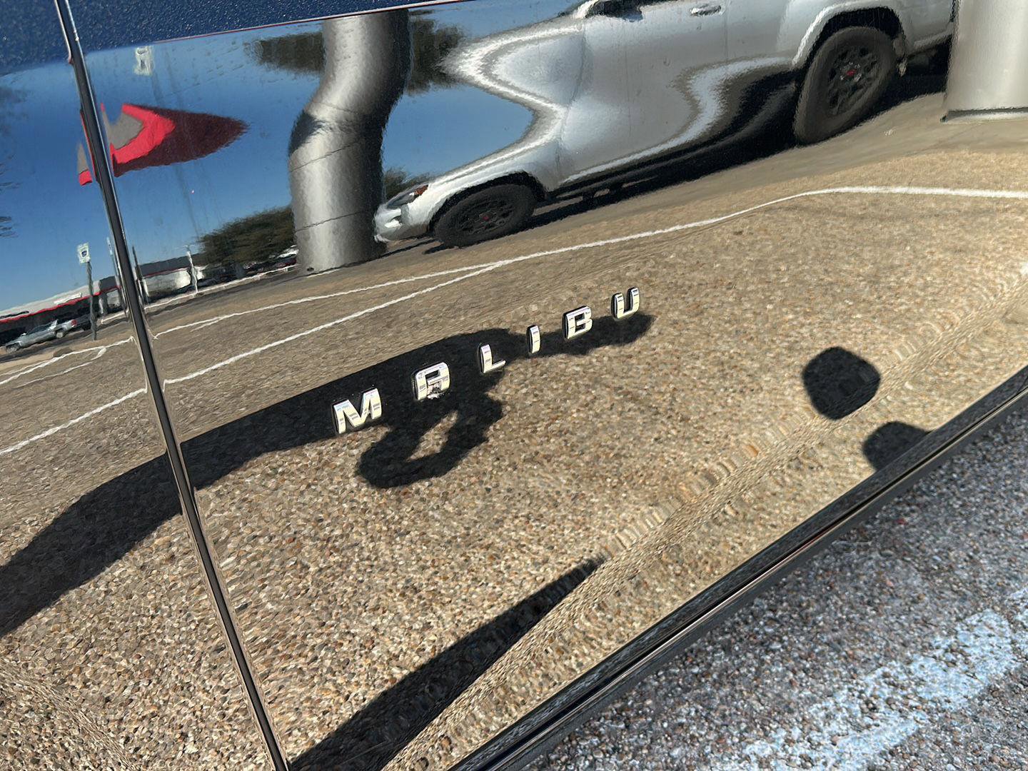 Used 2025 Chevrolet Malibu LT image 12