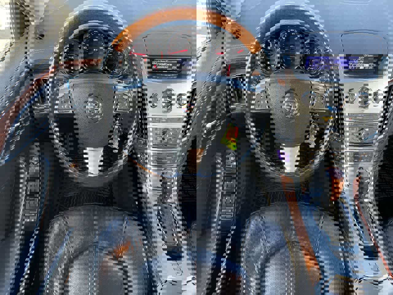 Used 2011 Cadillac CTS Luxury image 11