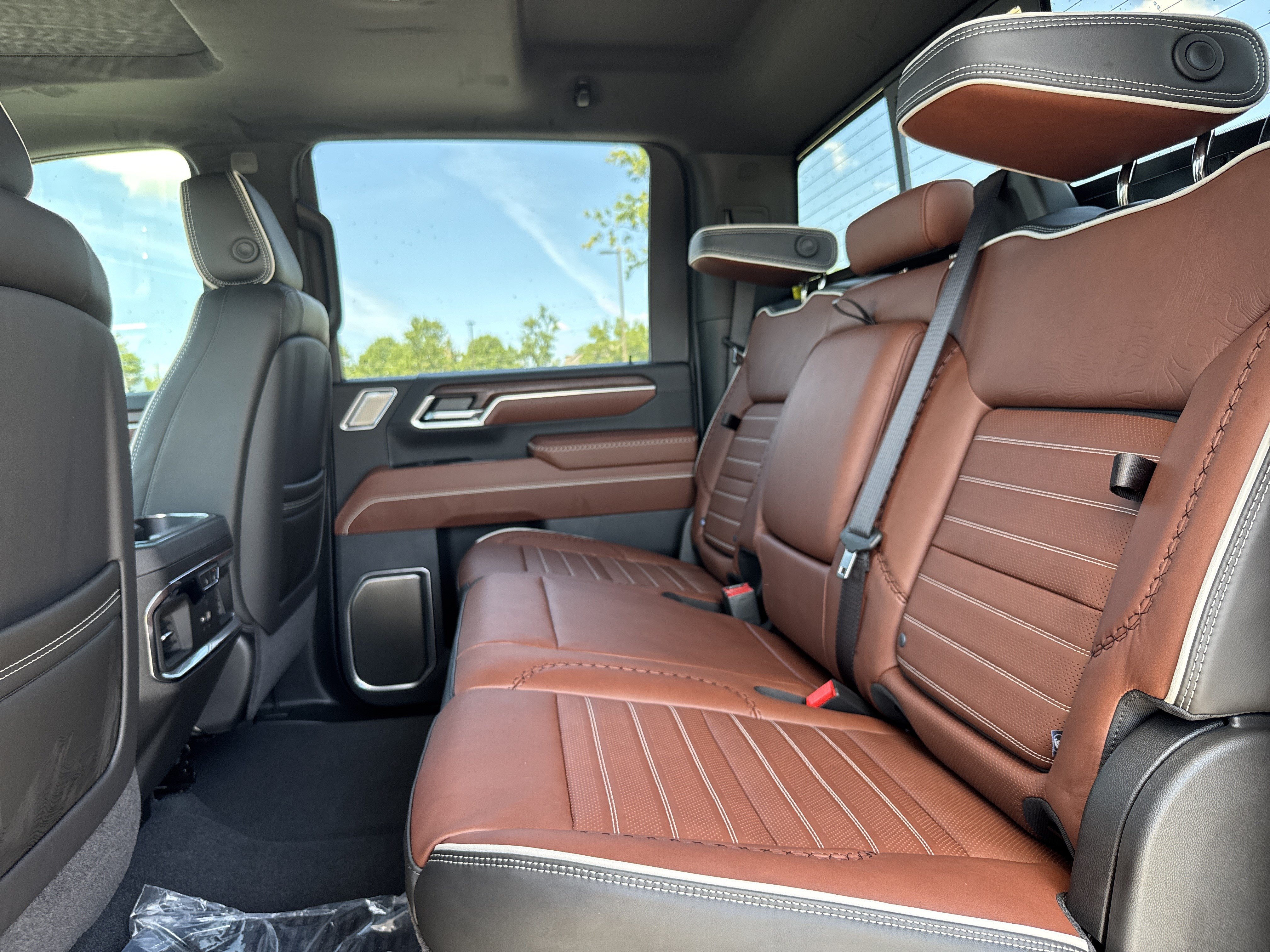 New 2026 GMC Sierra 2500 Denali Ultimate AWD/4WD image 31