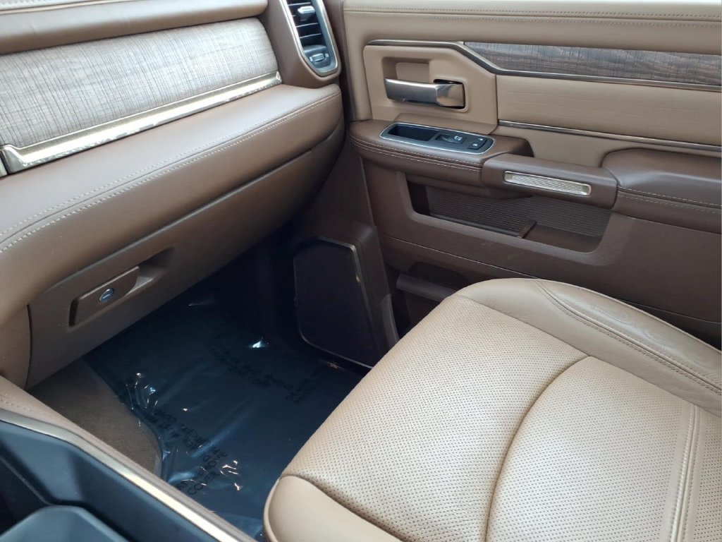 Used 2022 RAM 3500 Limited AWD/4WD image 23