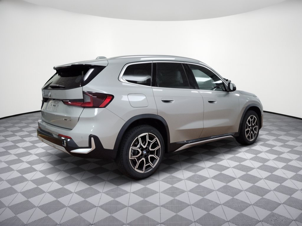 Certified 2026 BMW X1 xDrive28i w/ Technology Package AWD/4WD image 10