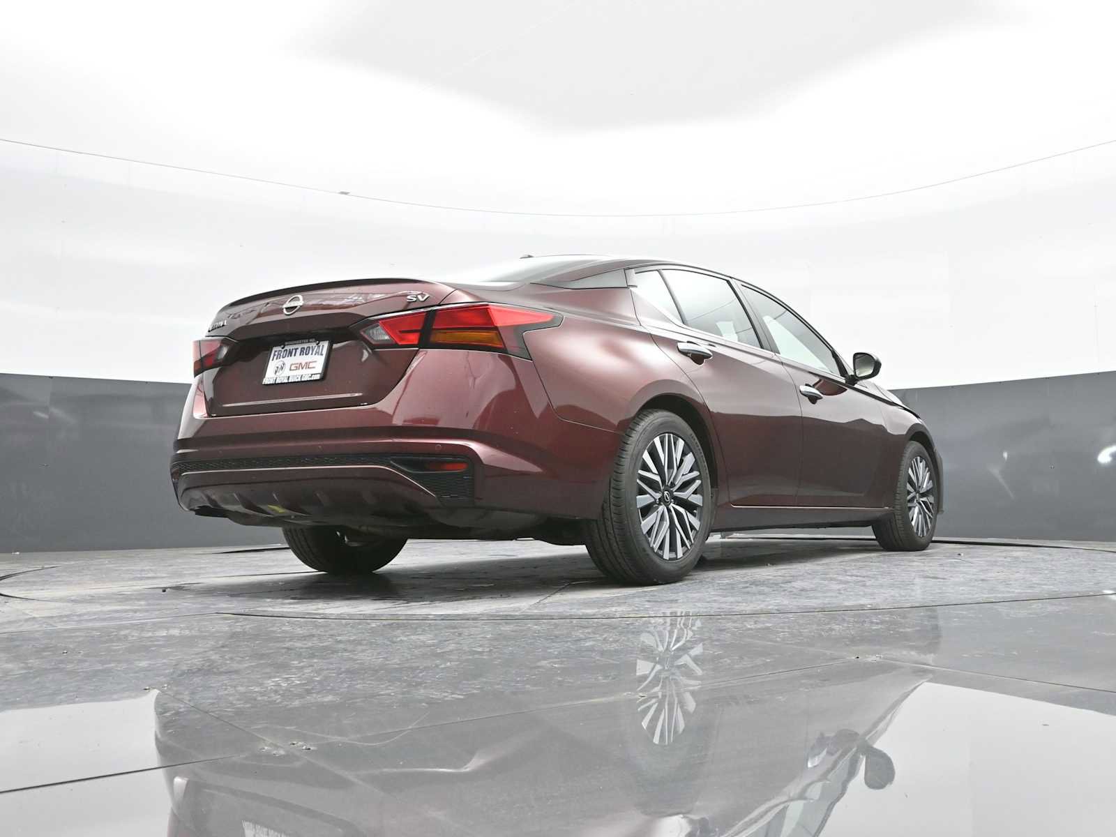 Used 2024 Nissan Altima 2.5 SV image 34