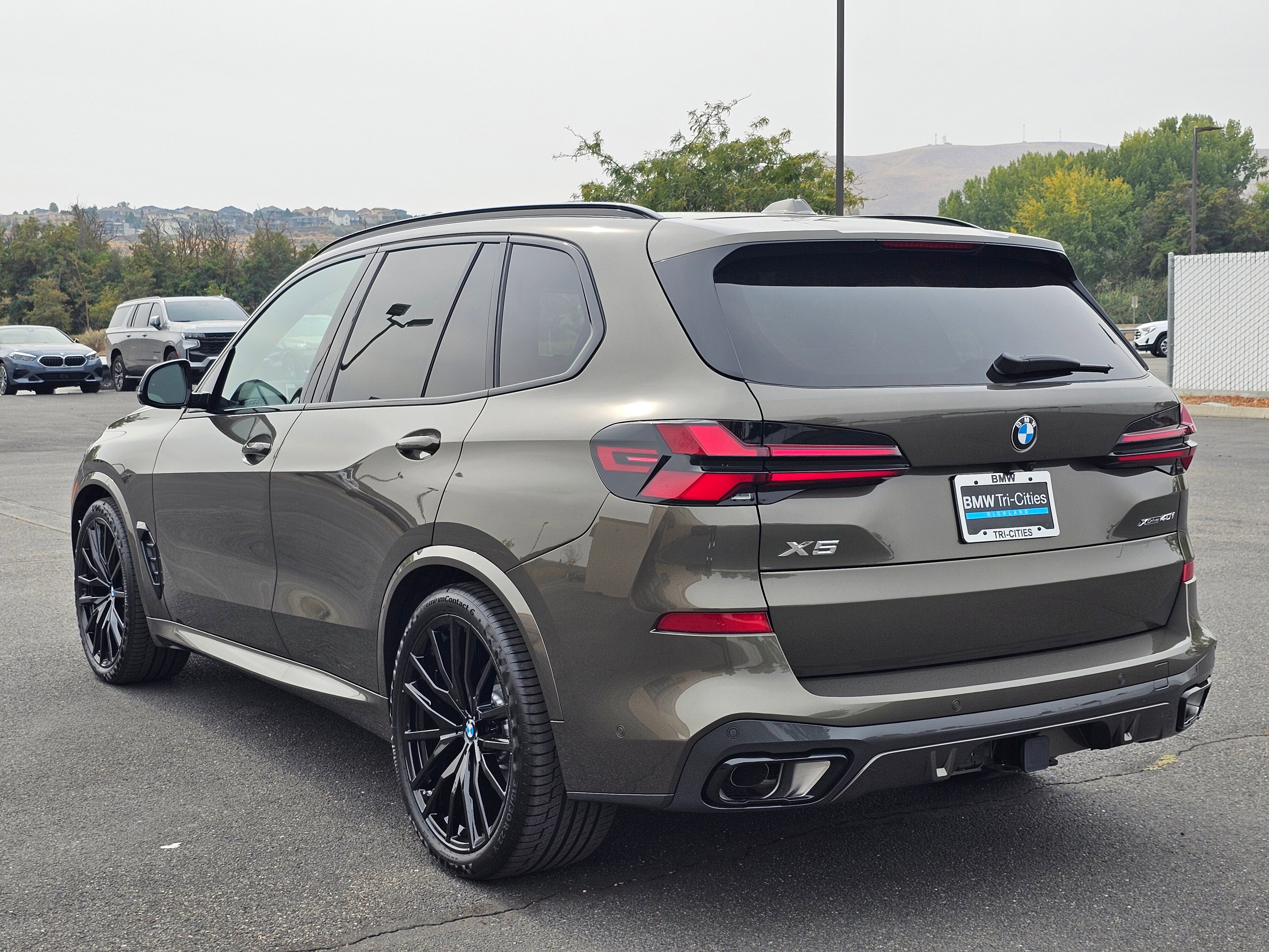New 2026 BMW X5 xDrive40i w/ Executive Package image 4