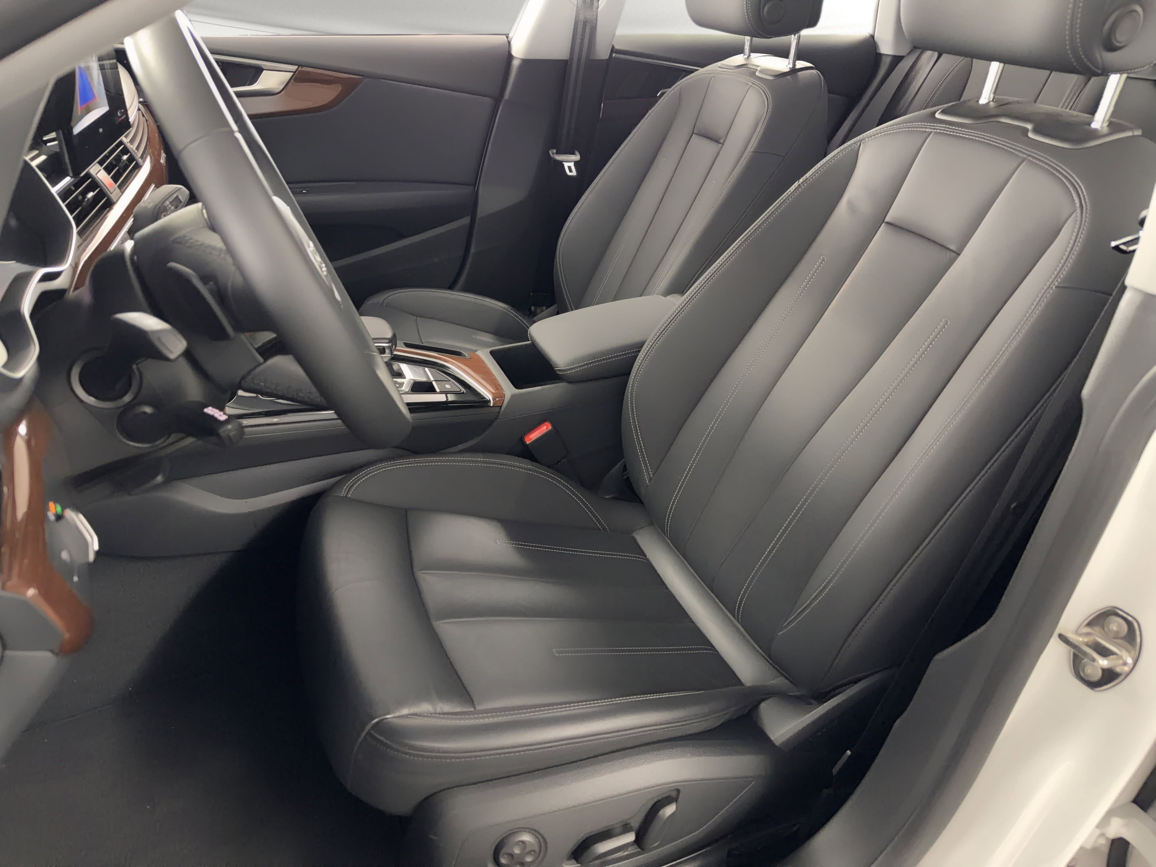 Used 2023 Audi A5 2.0T Premium w/ Convenience Package image 5