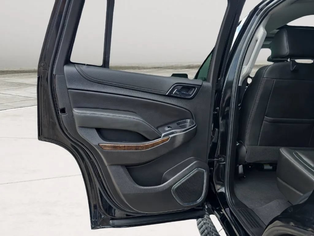 Used 2019 Chevrolet Tahoe LT AWD/4WD image 14