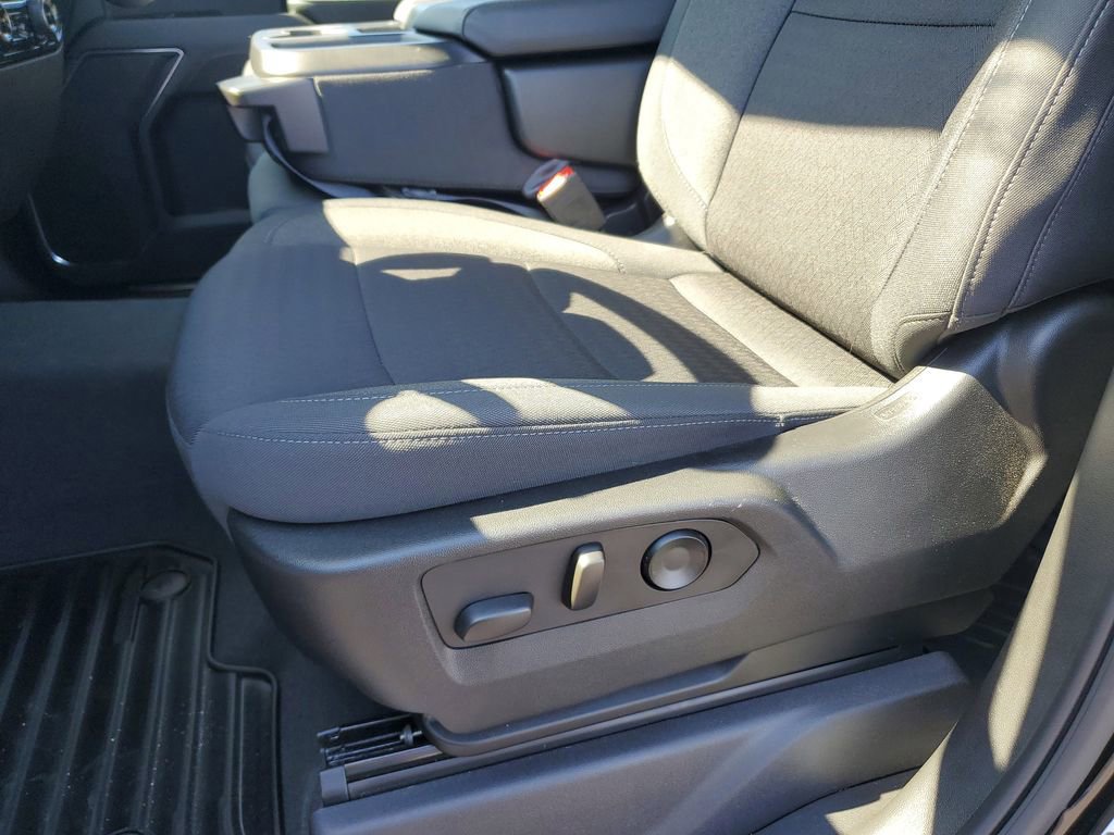 Used 2024 Chevrolet Silverado 2500 LT w/ Midnight Edition image 14