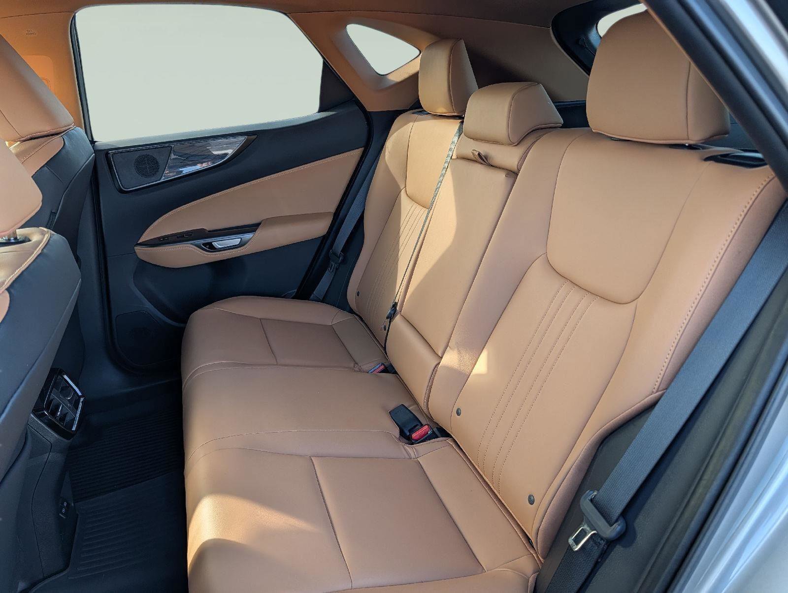 Used 2023 Lexus NX 350h AWD image 18