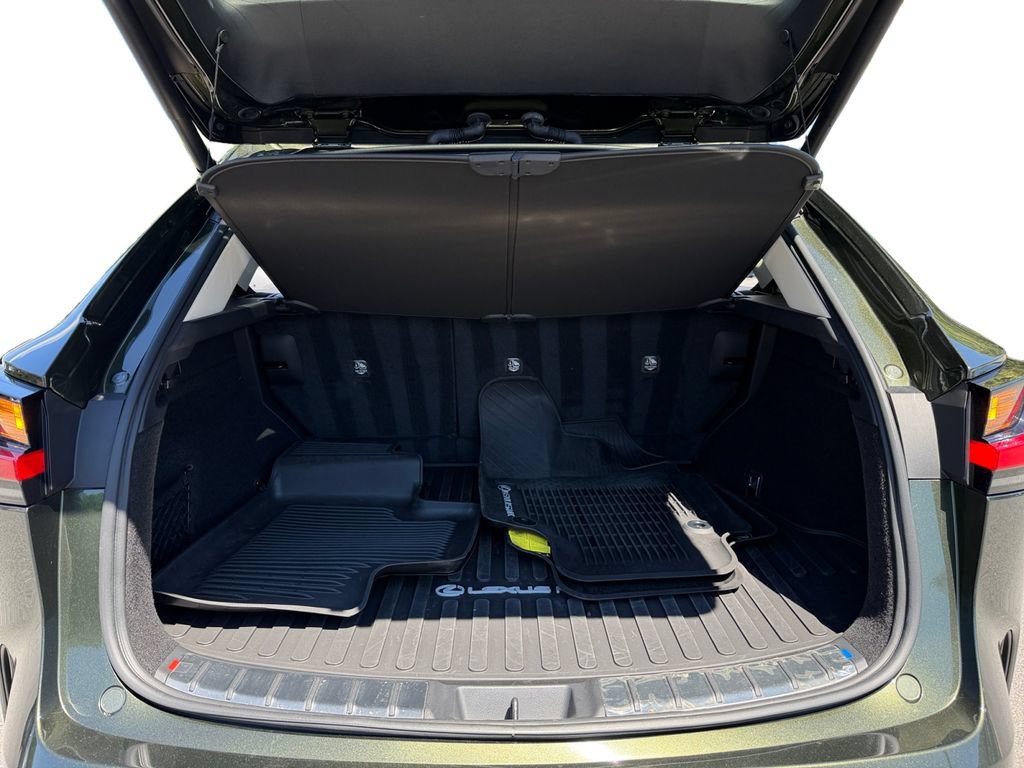 Certified 2025 Lexus NX 250 AWD w/ Accessory Package (2T) image 11
