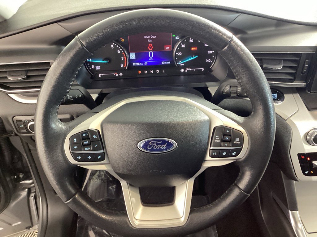 Used 2023 Ford Explorer XLT w/ Equipment Group 202A image 25