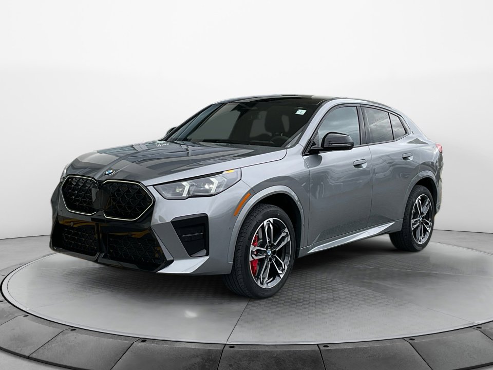 New 2026 BMW X2 xDrive28i w/ Technology Package image 3