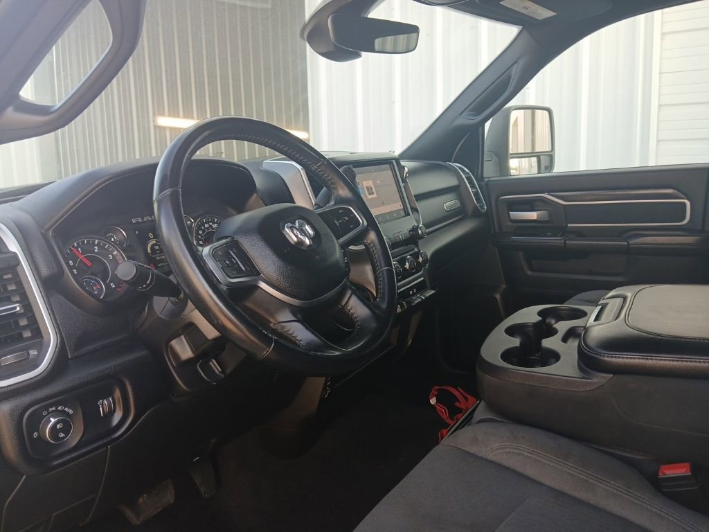 Used 2024 RAM 3500 Big Horn image 36