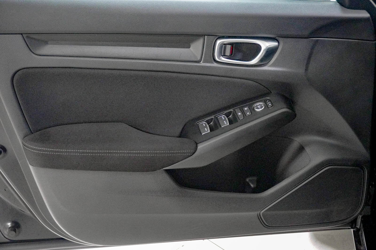 Certified 2024 Honda Civic Sport image 17