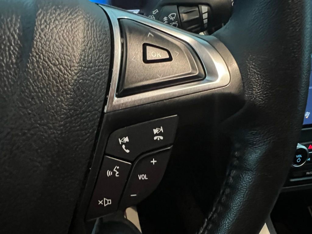 Used 2024 Ford Edge SEL AWD/4WD image 37