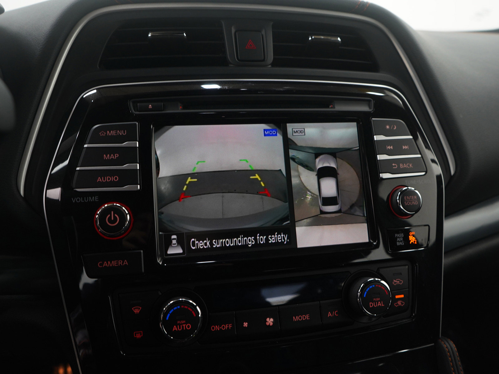 Used 2023 Nissan Maxima SR w/ Sport Mat Group image 23