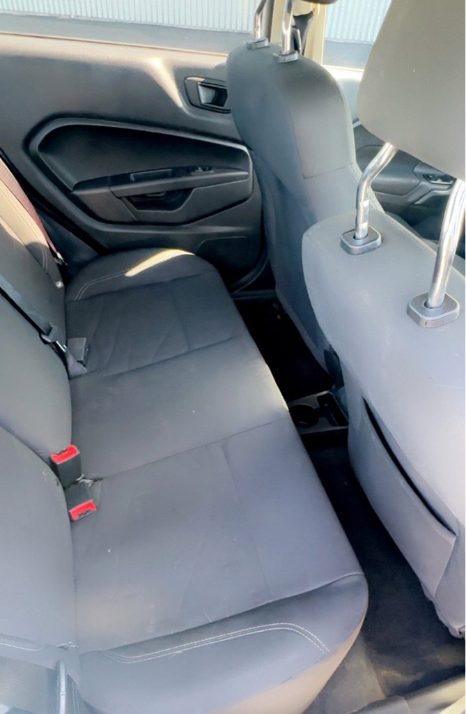 Used 2019 Ford Fiesta SE image 10