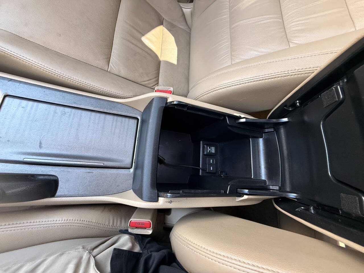 Used 2012 Honda Accord EX-L image 50