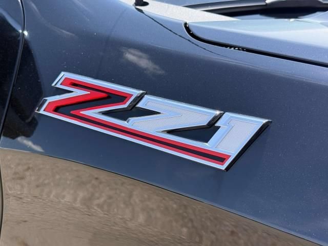 Used 2021 Chevrolet Silverado 1500 LTZ AWD/4WD image 6