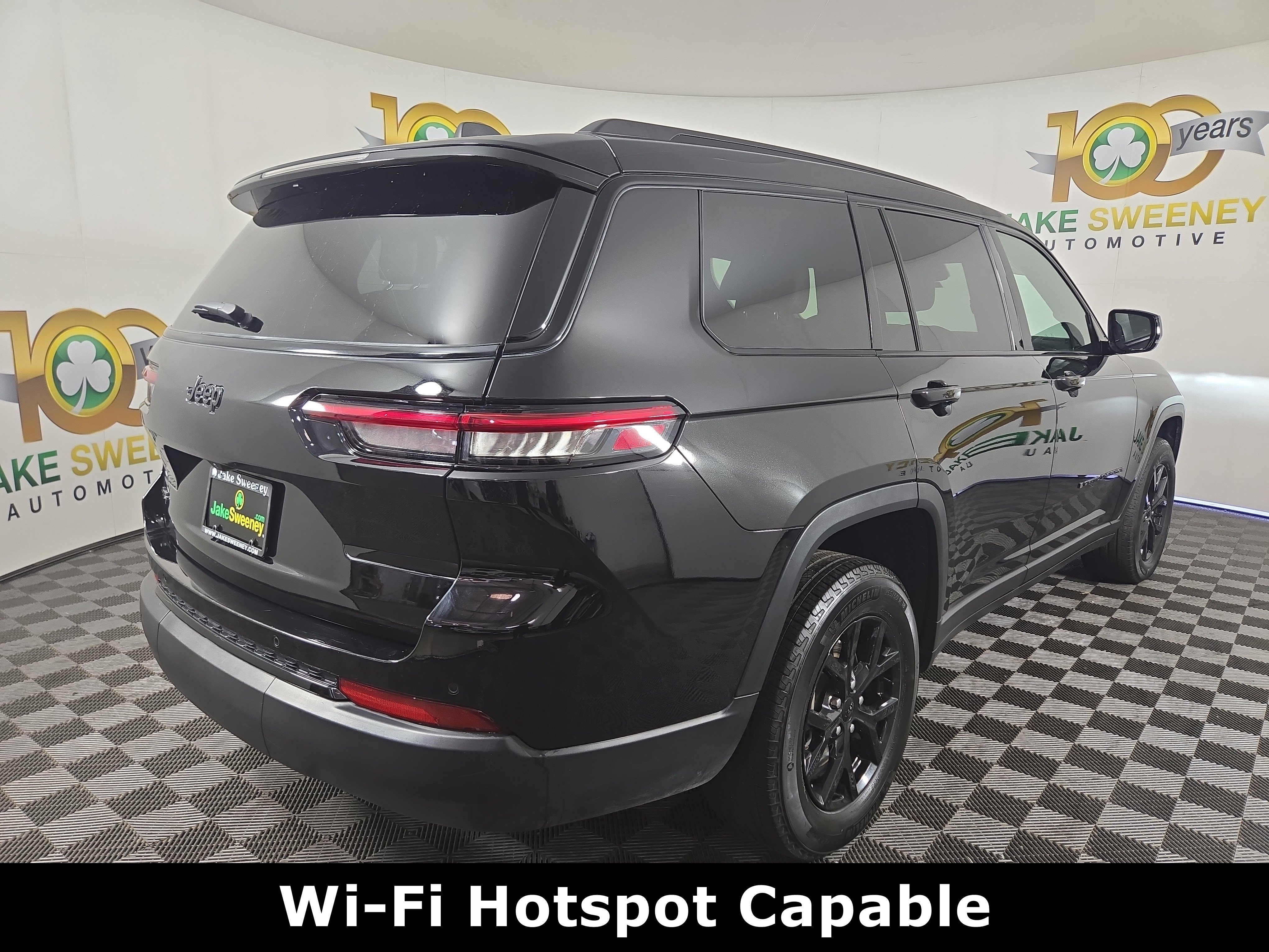 Used 2024 Jeep Grand Cherokee L Laredo image 9