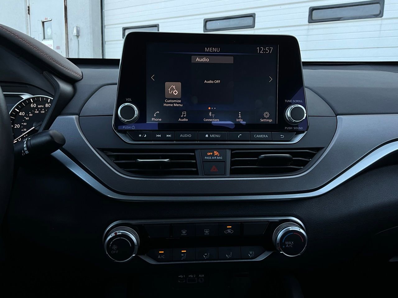 Used 2025 Nissan Altima 2.5 SR image 25