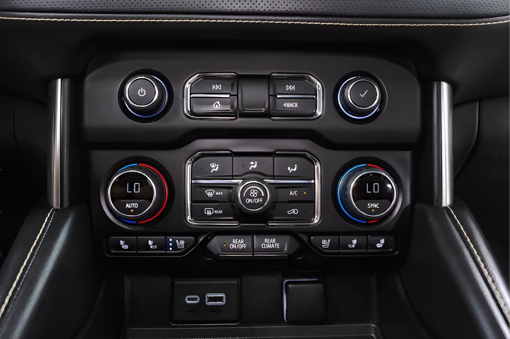 Used 2022 Chevrolet Tahoe Premier AWD/4WD image 15