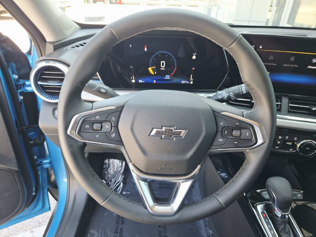 Used 2026 Chevrolet Trax LT w/ Driver Confidence Package FWD image 18