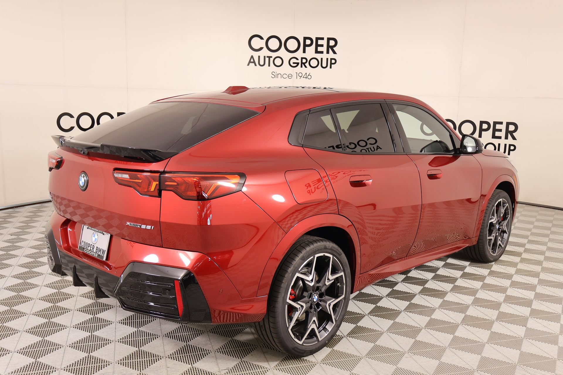 New 2026 BMW X2 xDrive28i w/ Technology Package AWD/4WD image 21