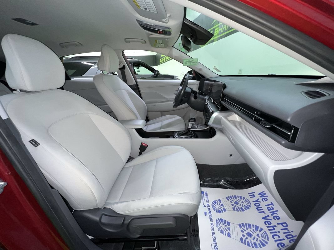 Used 2025 Hyundai Kona SEL FWD image 26