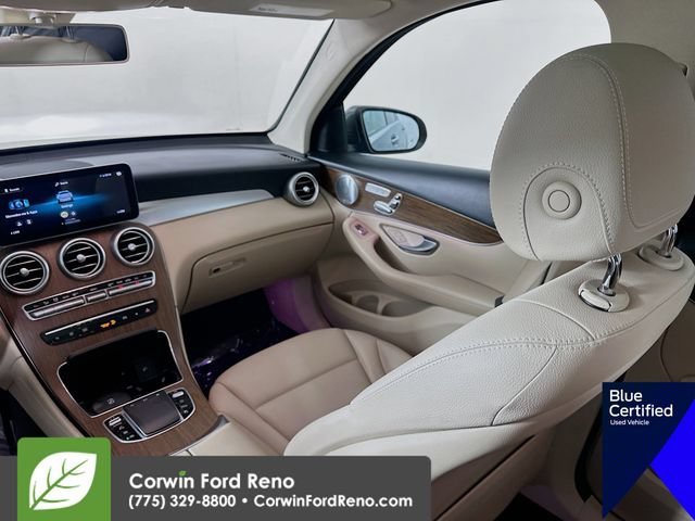 Used 2020 Mercedes-Benz GLC 300 4MATIC image 25