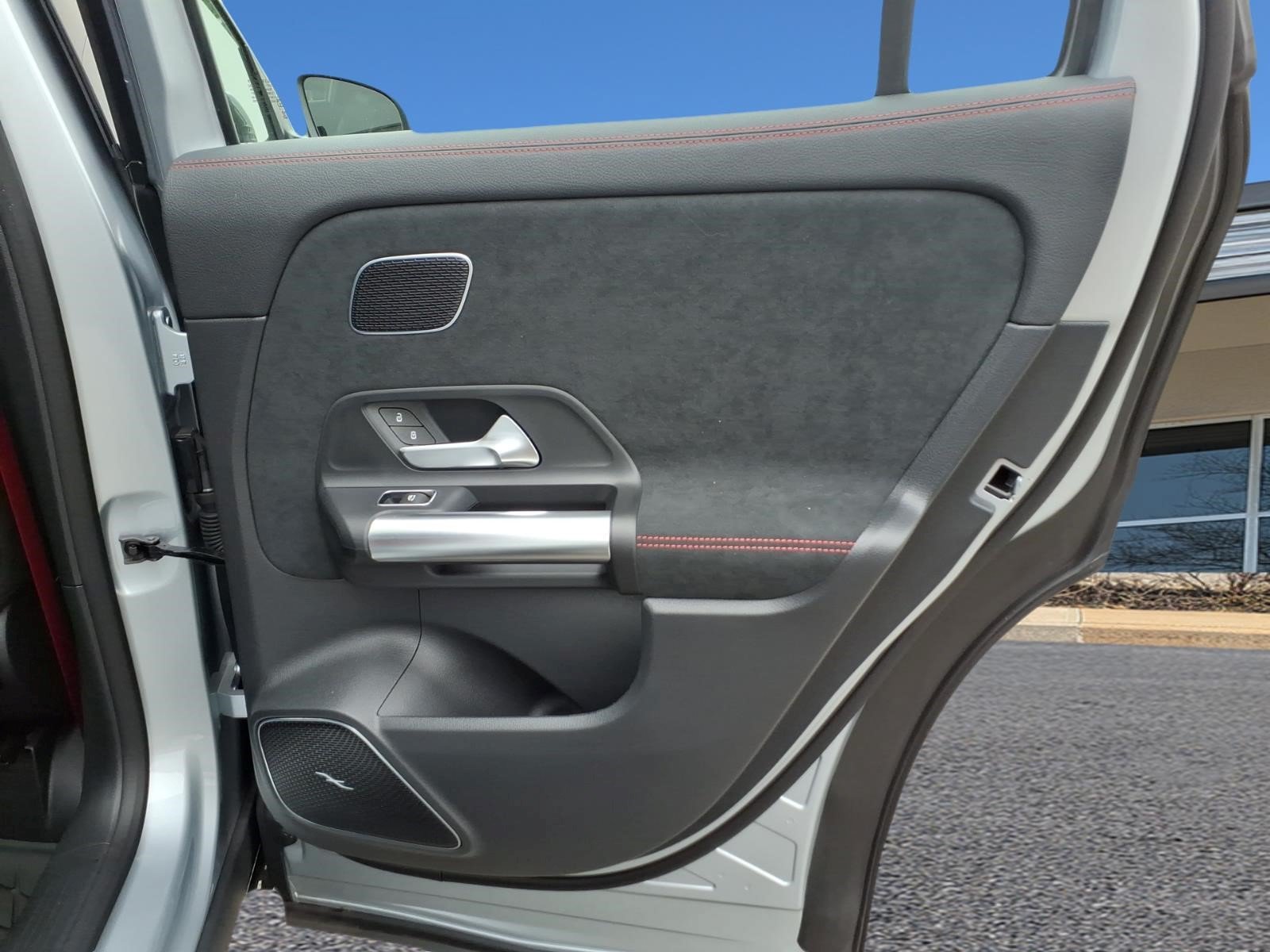 Certified 2024 Mercedes-Benz GLA 35 AMG 4MATIC image 31