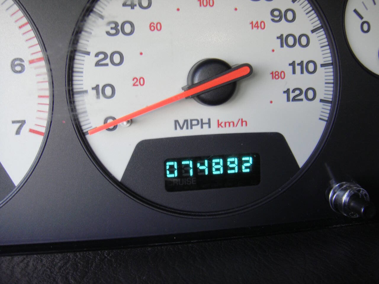 Used 2001 Jeep Grand Cherokee Limited image 18