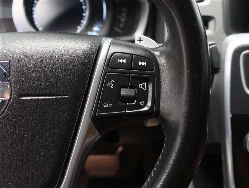 Used 2015 Volvo S60 T6 Platinum FWD image 13