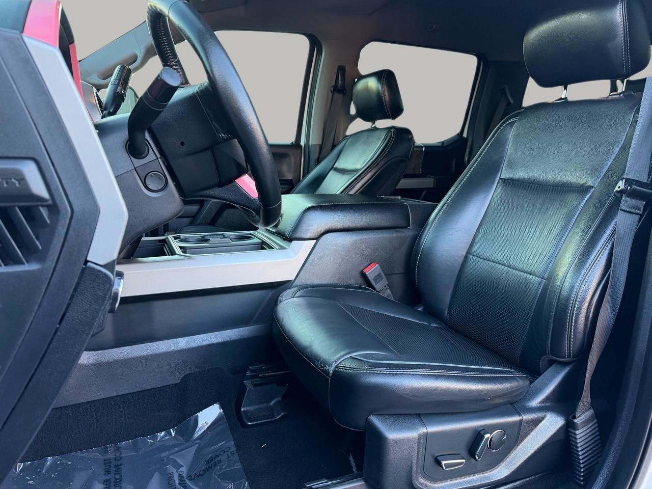 Used 2019 Ford F250 Lariat w/ Lariat Ultimate Package image 34