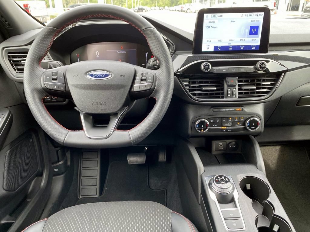 Used 2026 Ford Escape ST-Line AWD/4WD image 12