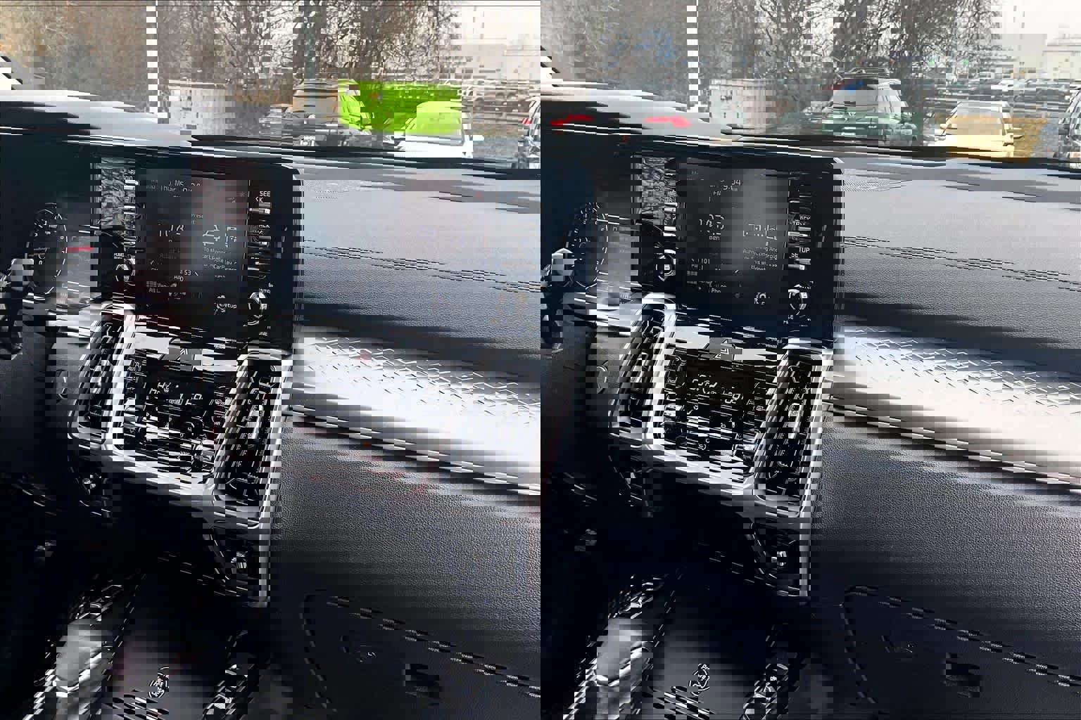 Used 2021 Kia Sorento S image 18