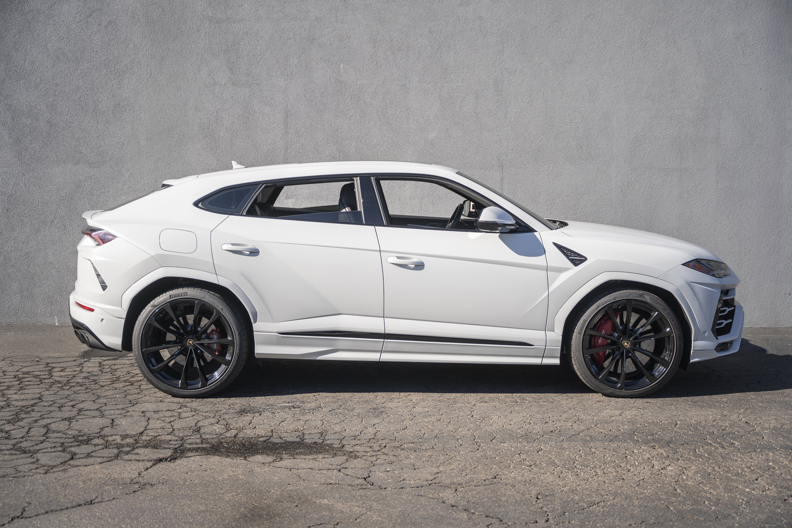Used 2021 Lamborghini Urus AWD image 6