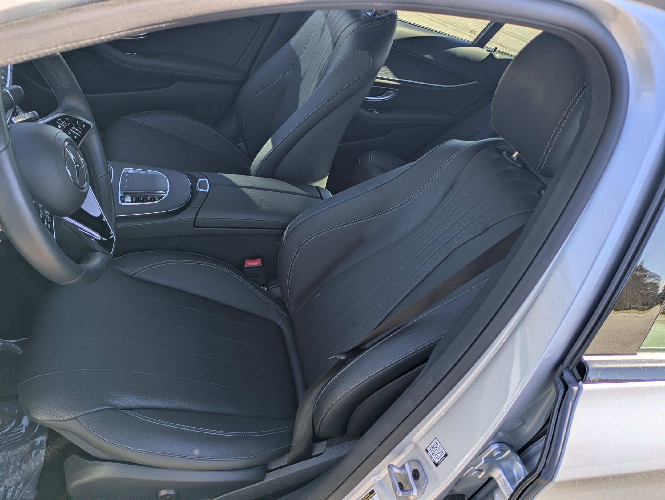 Used 2022 Mercedes-Benz E 350 Sedan image 18