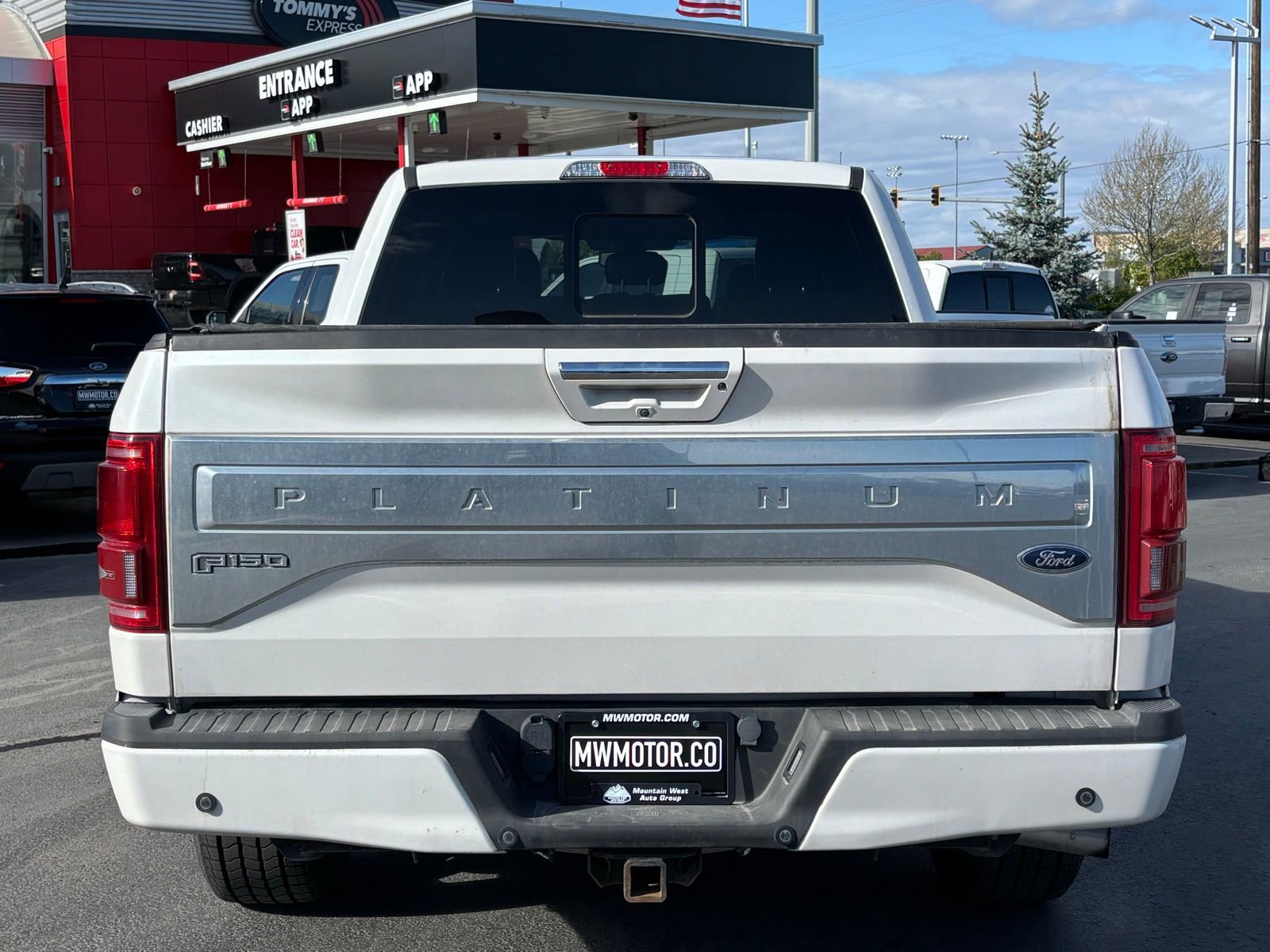 Used 2016 Ford F150 Platinum w/ Technology Package AWD/4WD image 4
