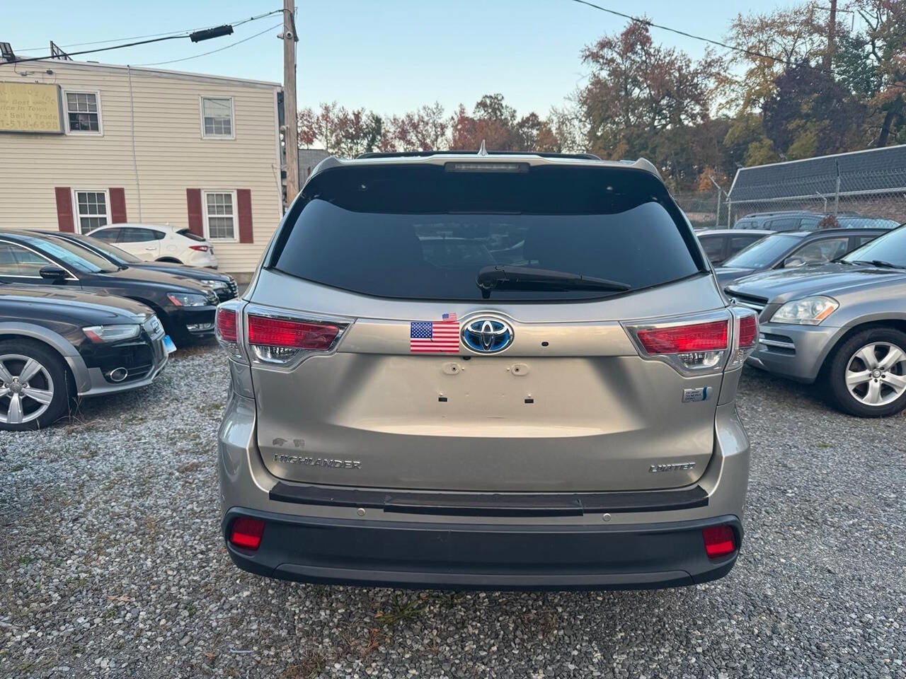 Used 2015 Toyota Highlander Limited Platinum image 13