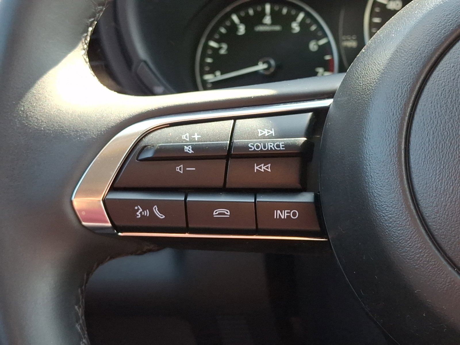 Certified 2024 MAZDA CX-30 AWD 2.5 S w/ Select Sport Pkg image 22