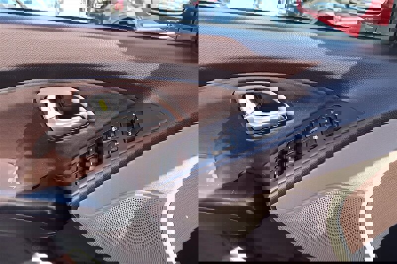 Used 2011 Hyundai Tucson GLS image 4