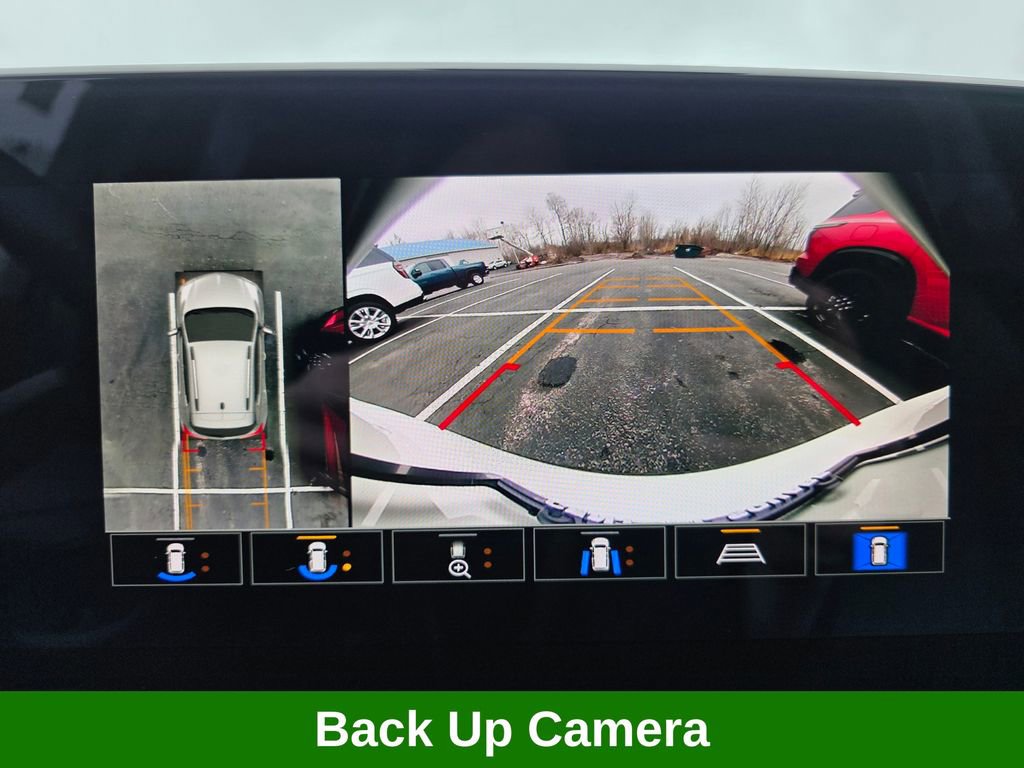 Used 2025 Buick Encore GX Avenir w/ Avenir Technology Package AWD/4WD image 36